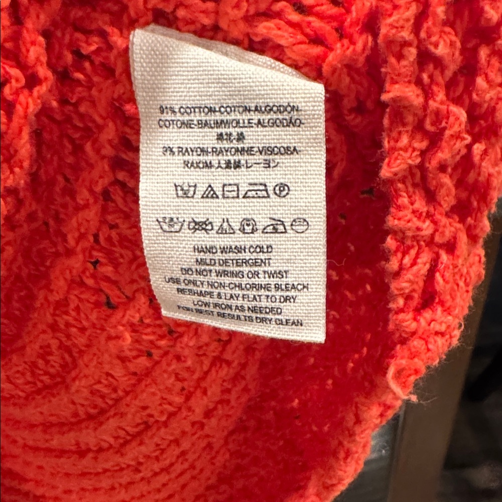 Free People Chunky V-Neck Sweater in Bright Red - Picture 3 of 4